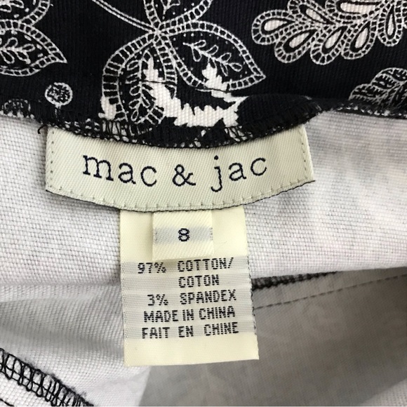 2 for $20 mac & jac. A-line skirt. Black and White Floral - Picture 9 of 11